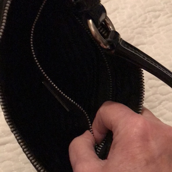 PRADA Purse in Black fabric - corners & handle leather . Leather binding - Picture 4 of 12